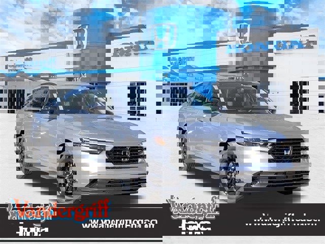 New 2025 Honda Accord SE