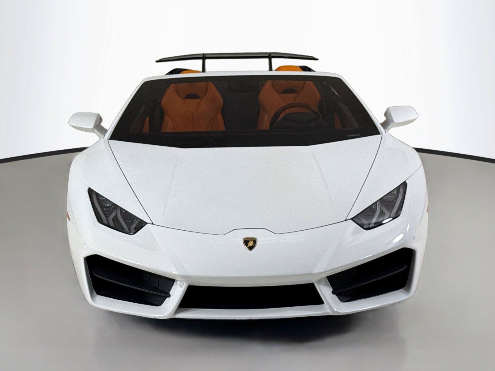 Used 2019 Lamborghini Huracan LP 580-2 RWD image 11