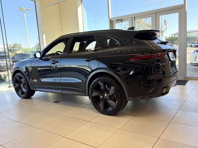 Used 2023 Jaguar F-PACE SVR image 28