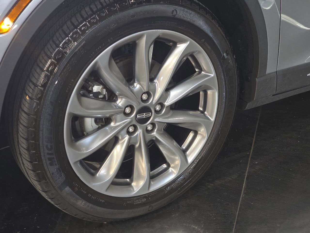 Used 2022 Lincoln Corsair AWD w/ Premium Package image 13