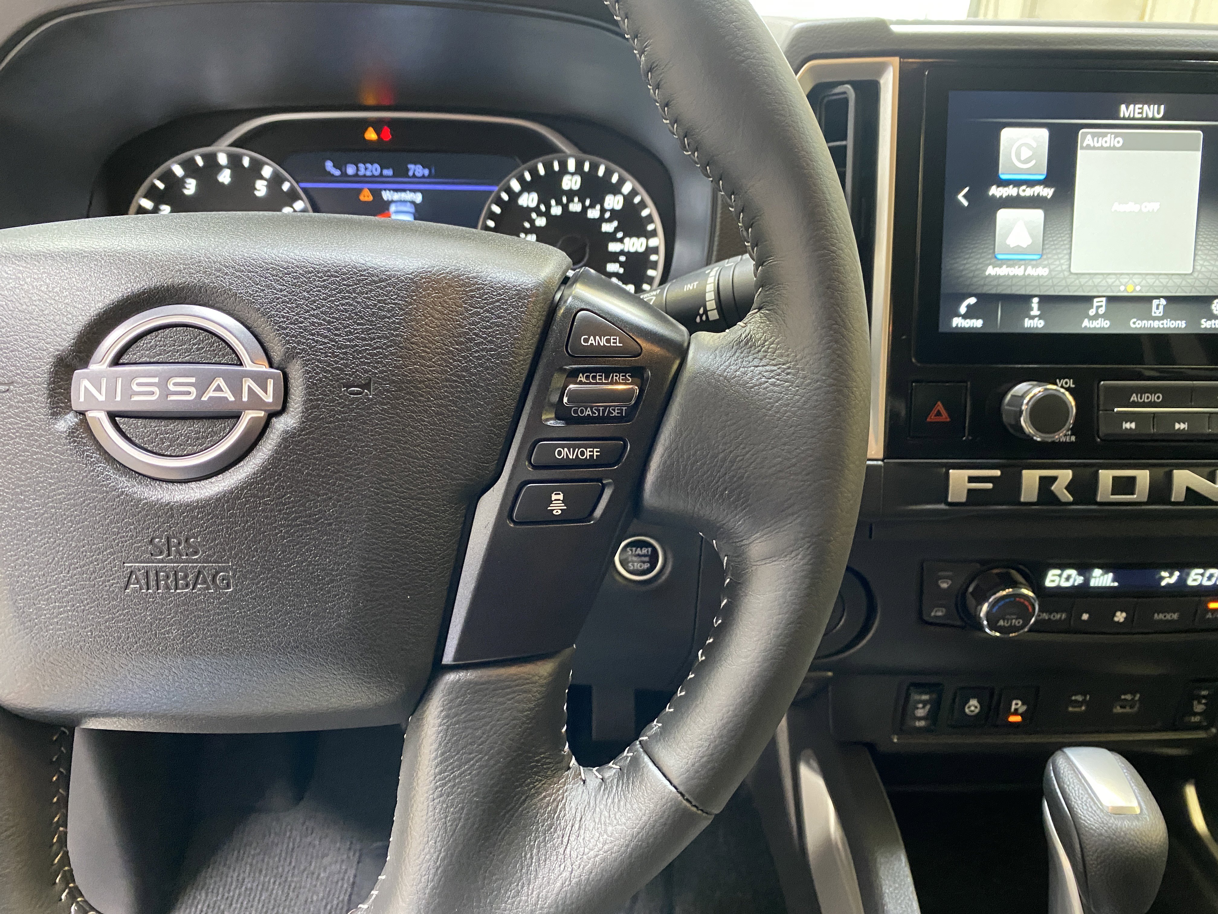 Used 2025 Nissan Frontier SV w/ SV Convenience Package image 29