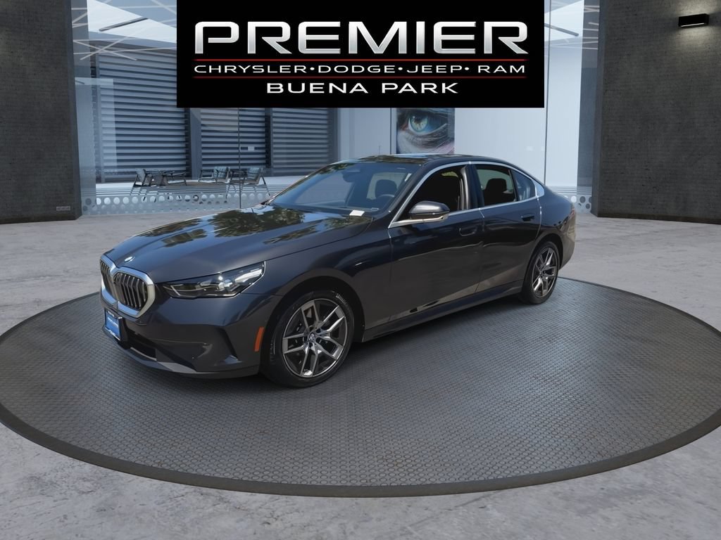 Used 2026 BMW 530i RWD image 4