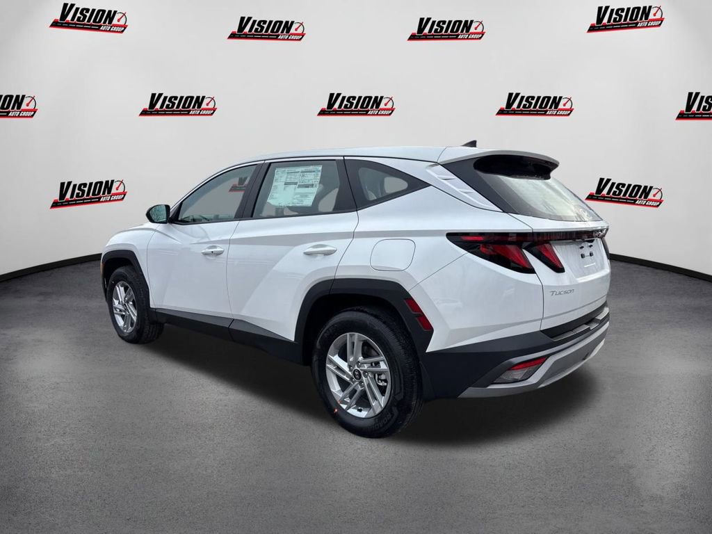New 2026 Hyundai Tucson SE image 7