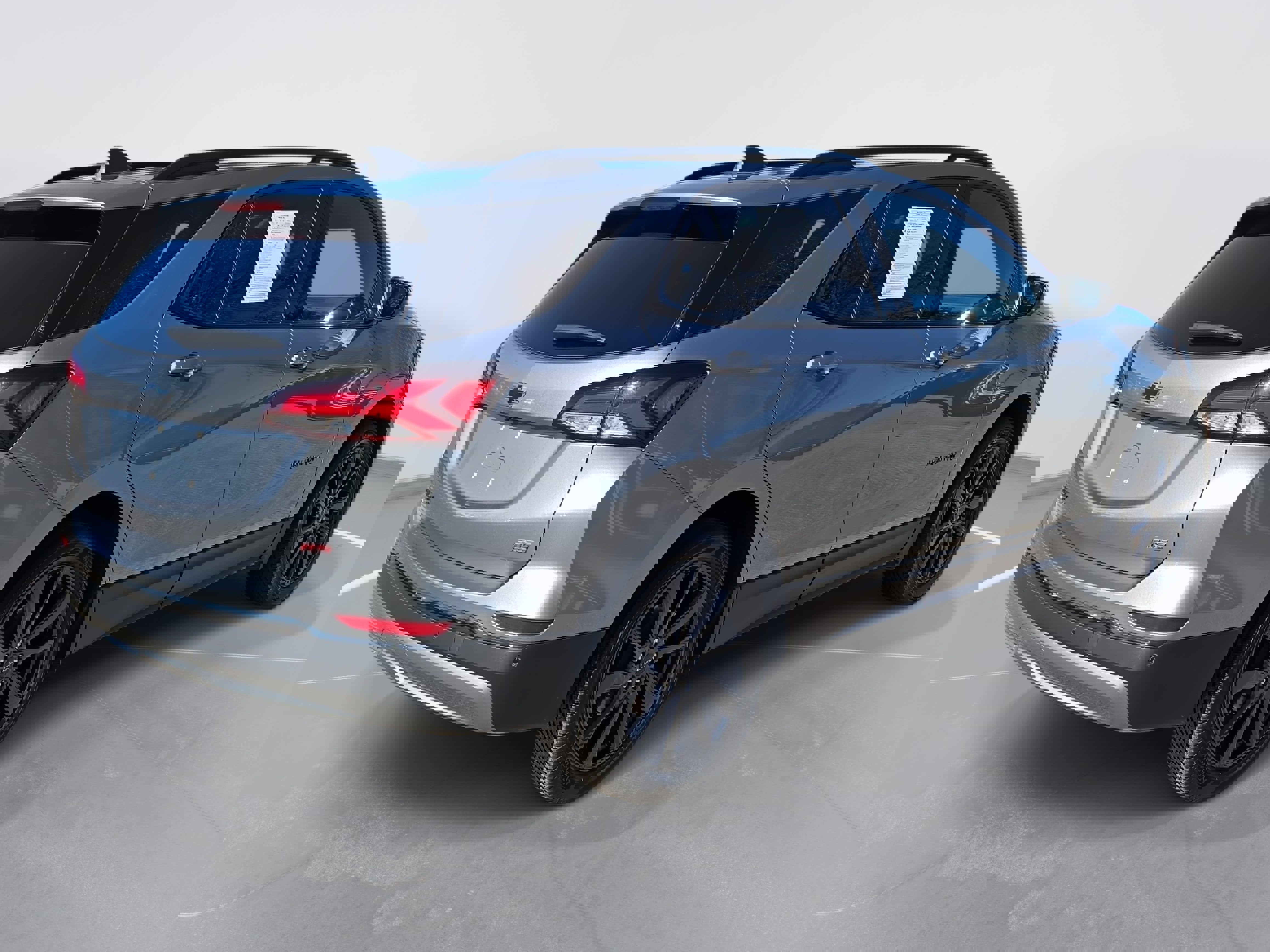 Used 2023 Chevrolet Equinox RS image 5