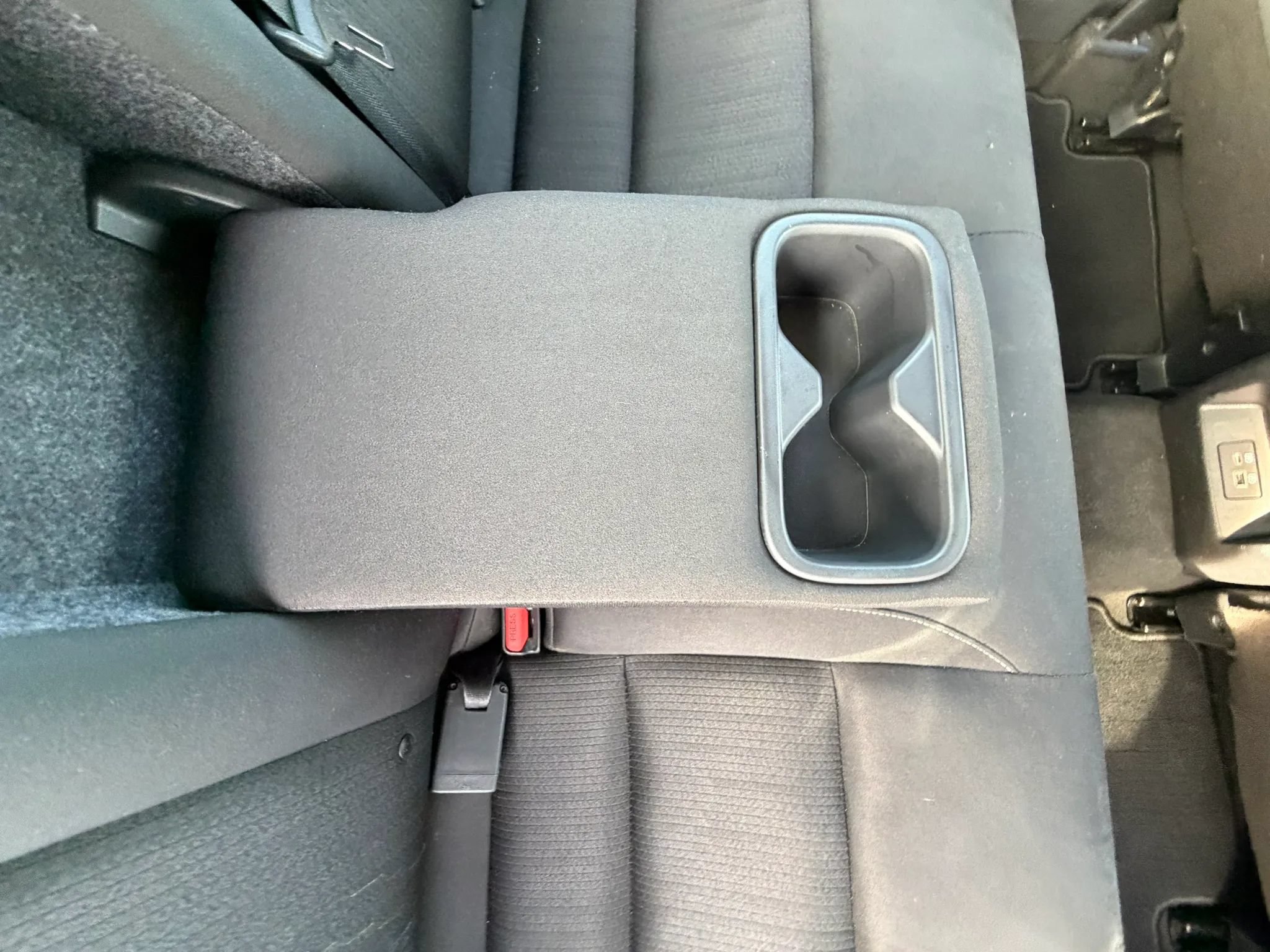 Used 2022 Nissan Altima 2.5 SV FWD image 30
