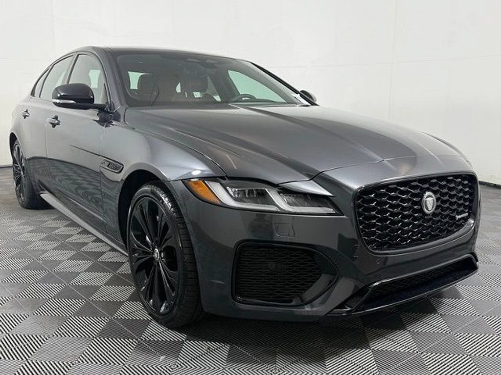 New 2024 Jaguar XF R-Dynamic SE AWD/4WD image 10