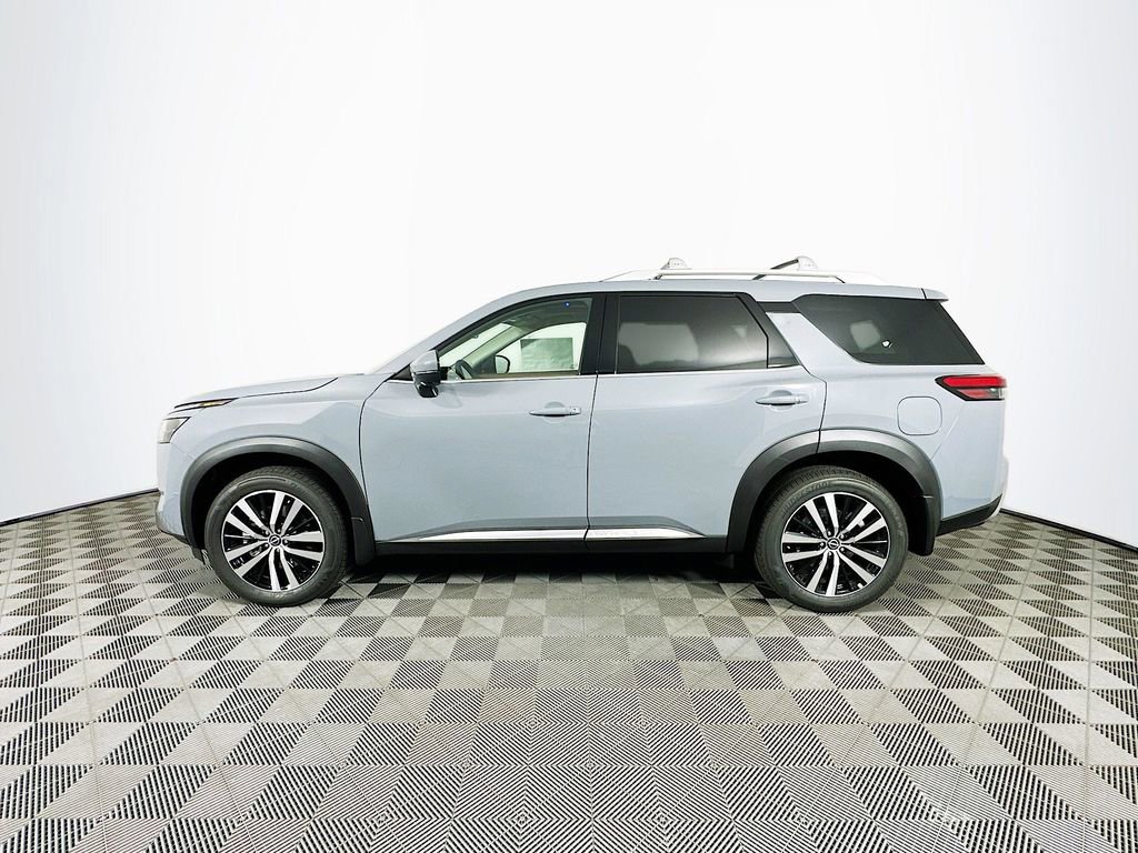 New 2025 Nissan Pathfinder Platinum w/ Black Appearance Package image 6