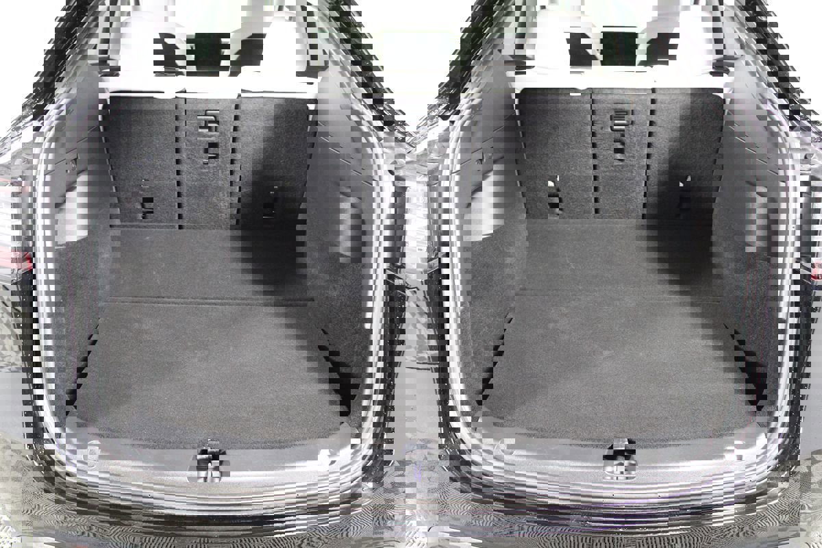 Used 2022 Tesla Model Y Performance image 24