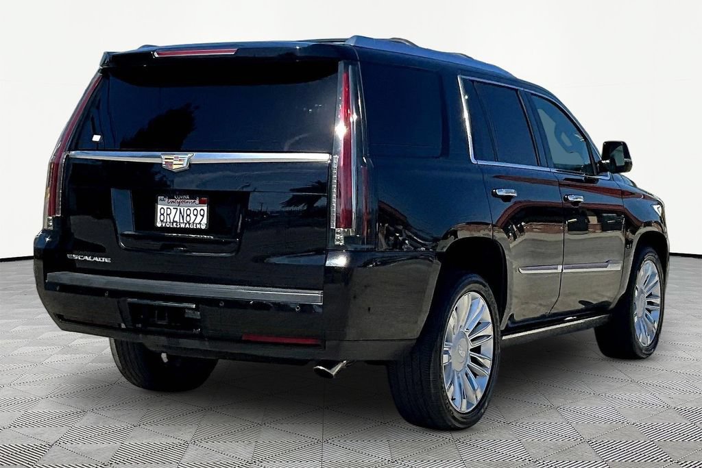 Used 2020 Cadillac Escalade Platinum AWD/4WD image 6