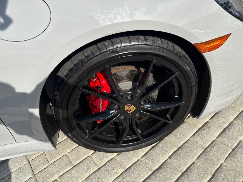 Used 2025 Porsche 718 Cayman S image 17