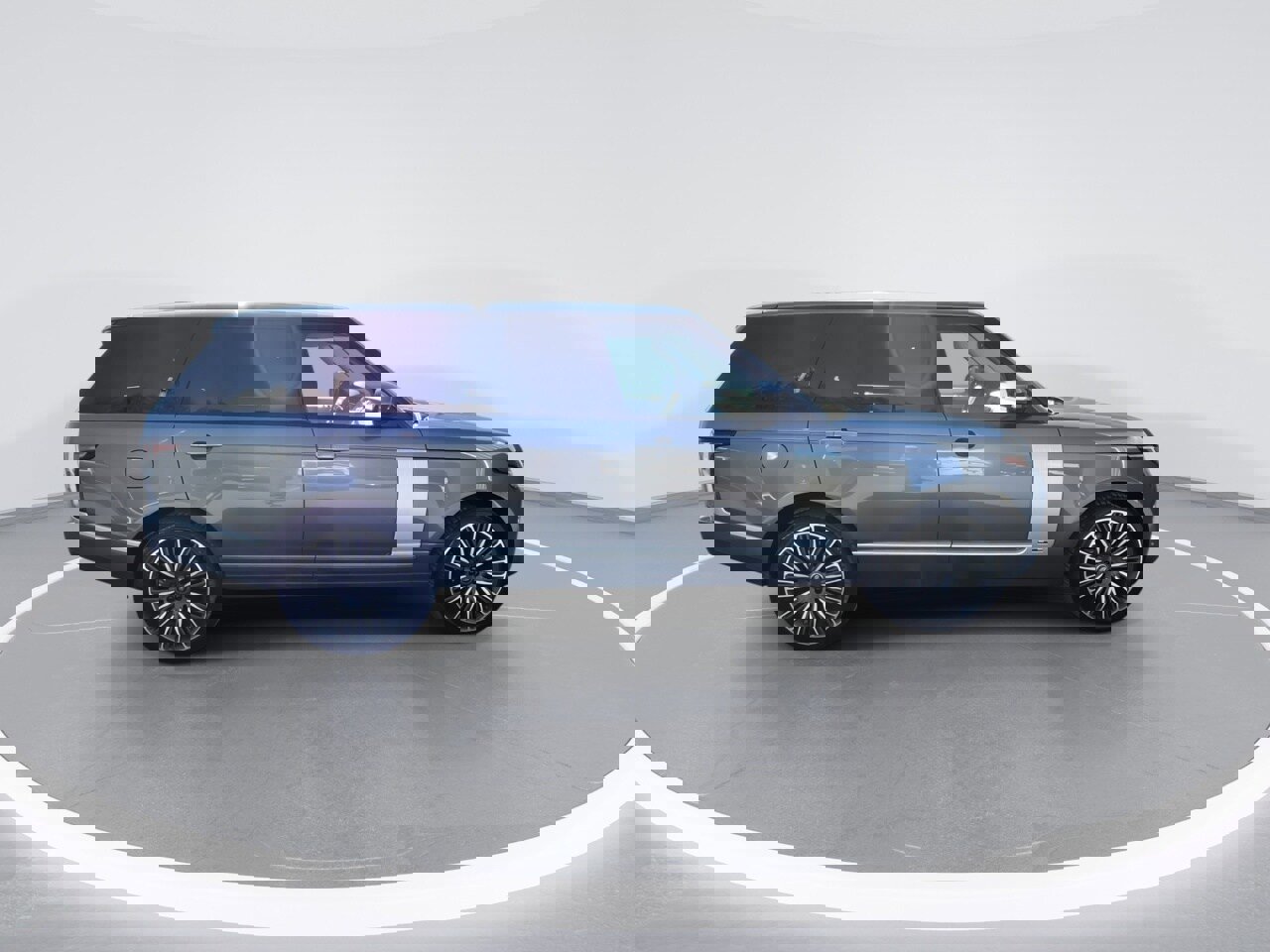 Used 2019 Land Rover Range Rover Long Wheelbase Autobiography image 22