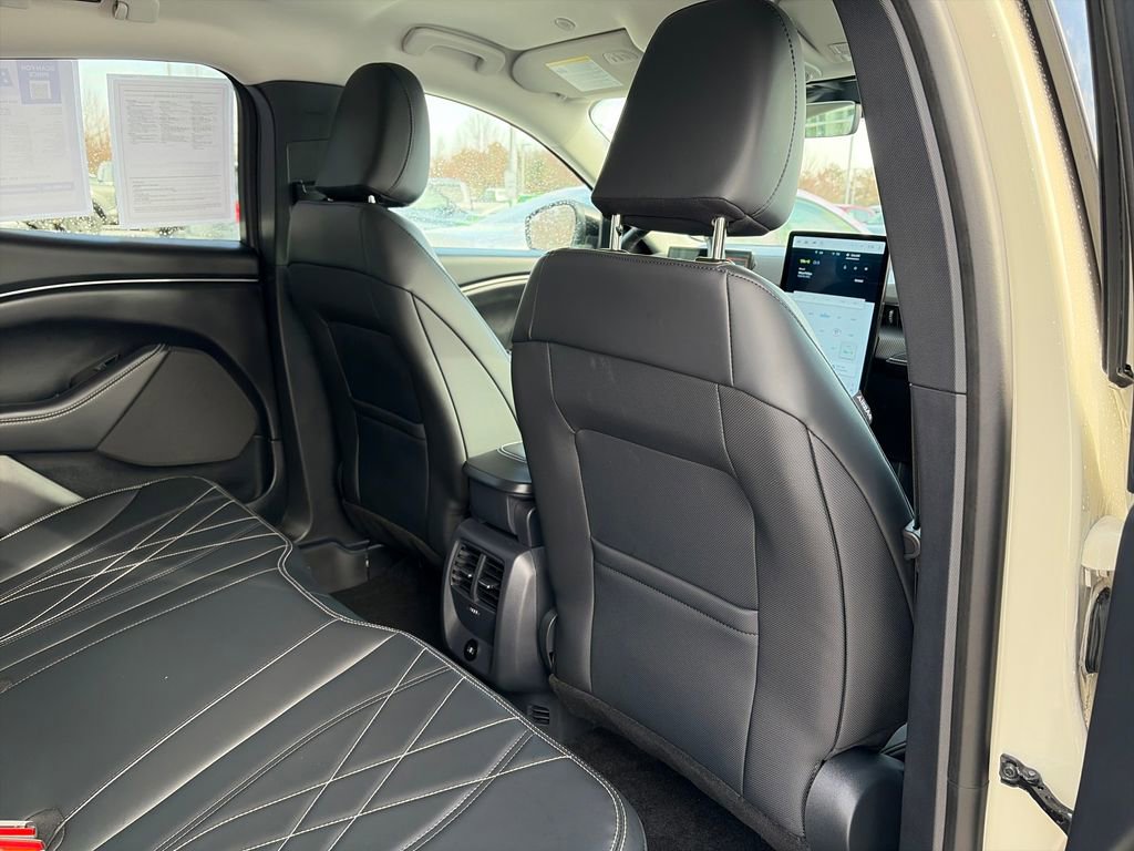 Used 2025 Ford Mustang Mach-E Select image 33