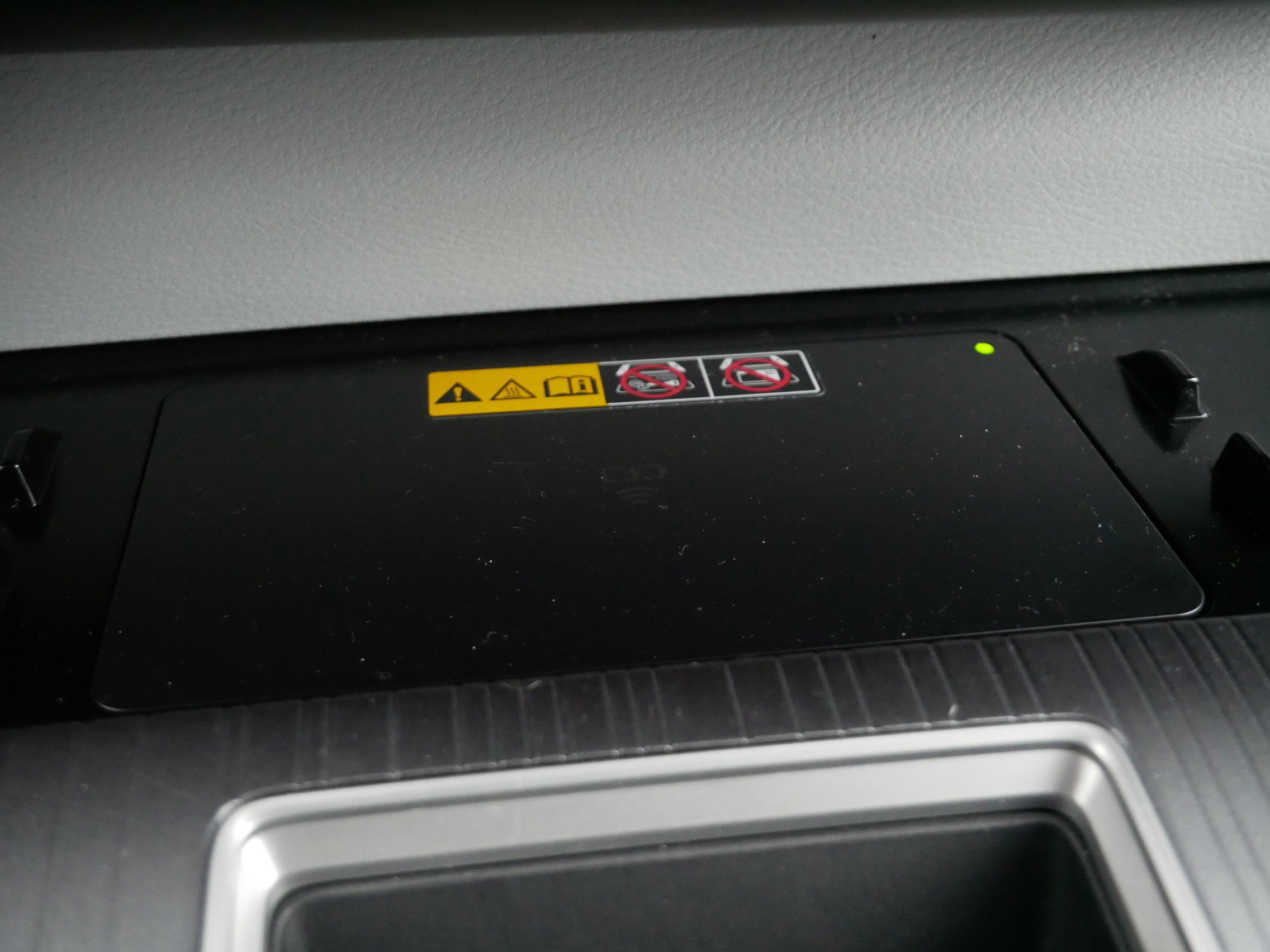 Certified 2025 Toyota Sienna LE image 29