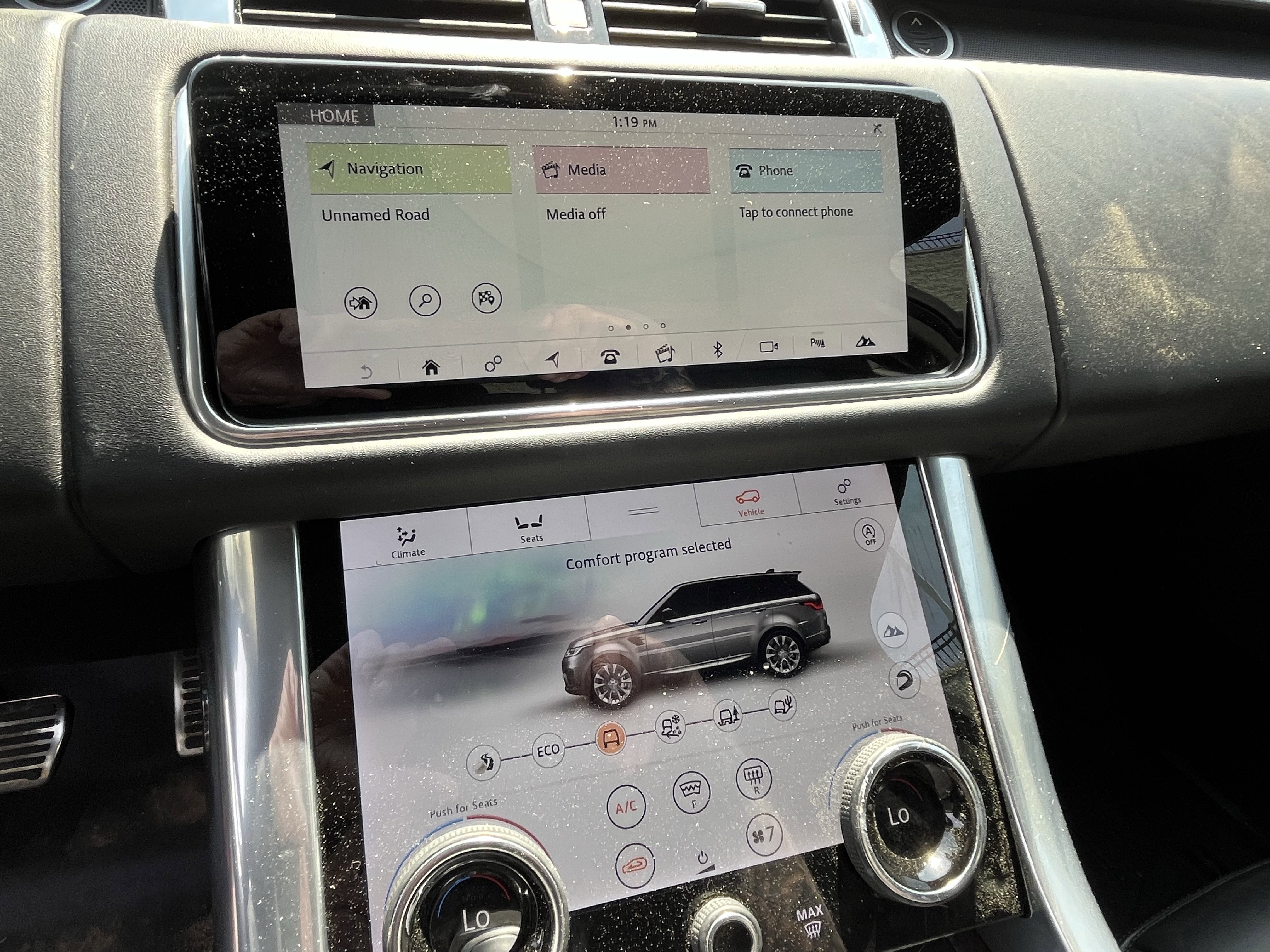 Used 2022 Land Rover Range Rover Sport HST image 24