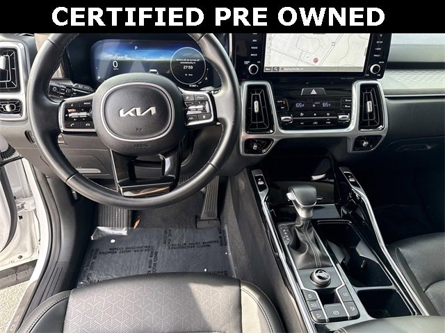 Certified 2023 Kia Sorento SX image 18