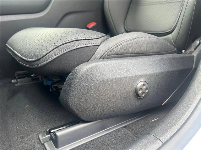 New 2026 Mercedes-Benz GLC 300 GLC 300 image 4