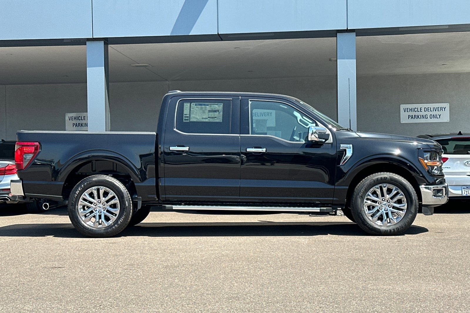 New 2025 Ford F150 XLT w/ Equipment Group 302A MID image 2