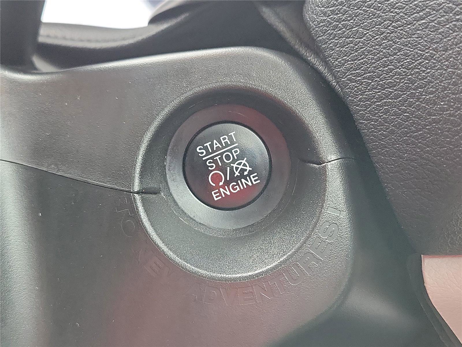 Used 2022 Jeep Renegade Latitude image 29