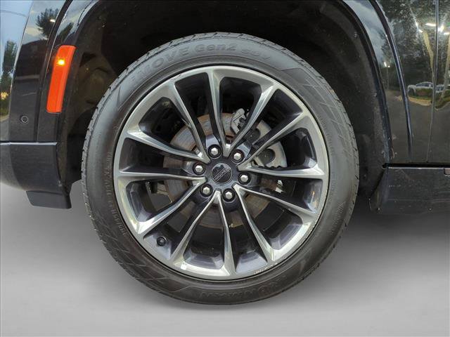 Used 2024 Jeep Grand Wagoneer L Series II w/ Quick Order Packagew 28T AWD/4WD image 25
