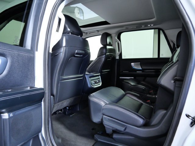 Certified 2025 Ford Expedition Max Platinum AWD/4WD image 14