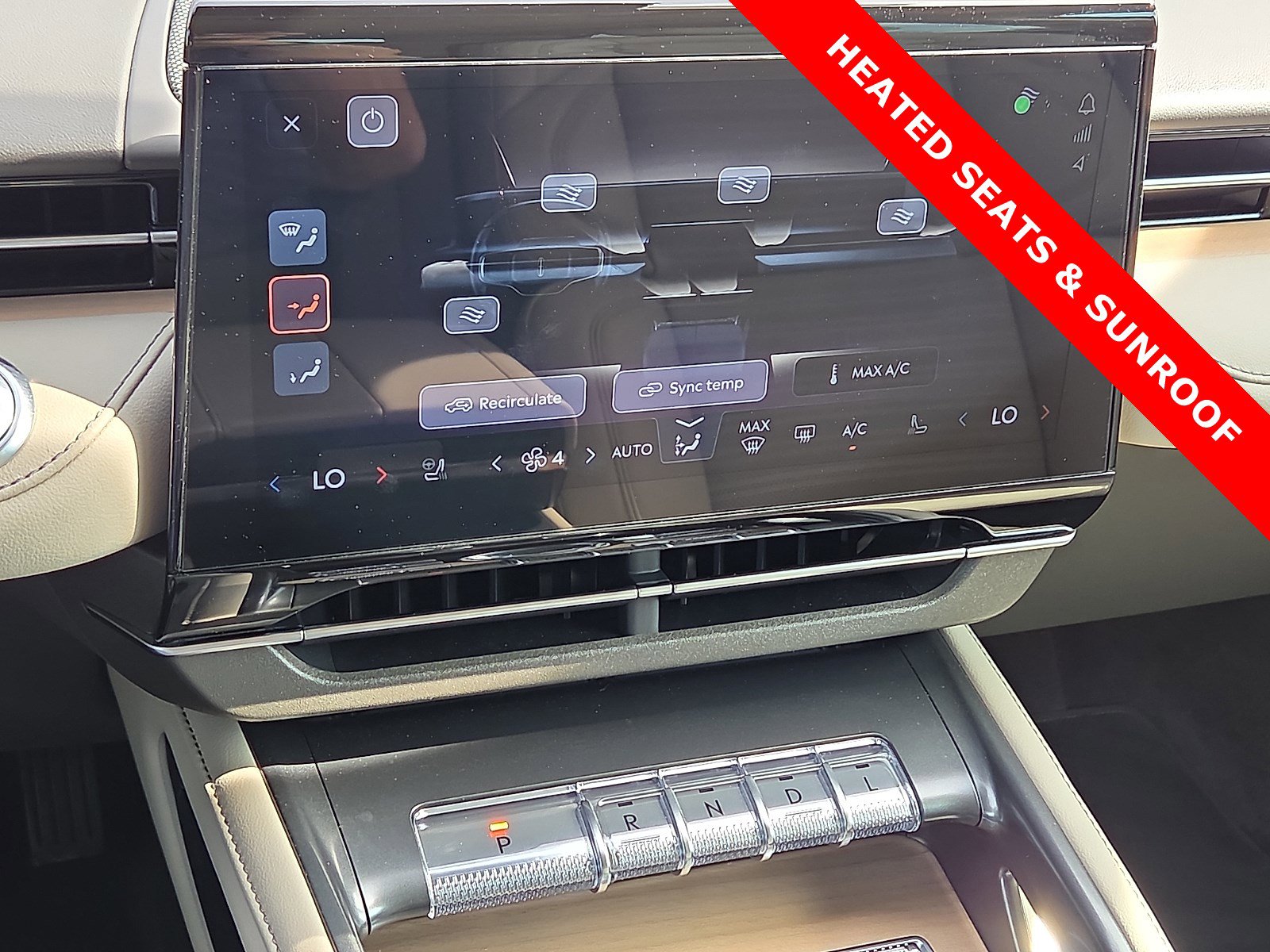 Used 2025 Lincoln Nautilus Reserve image 20