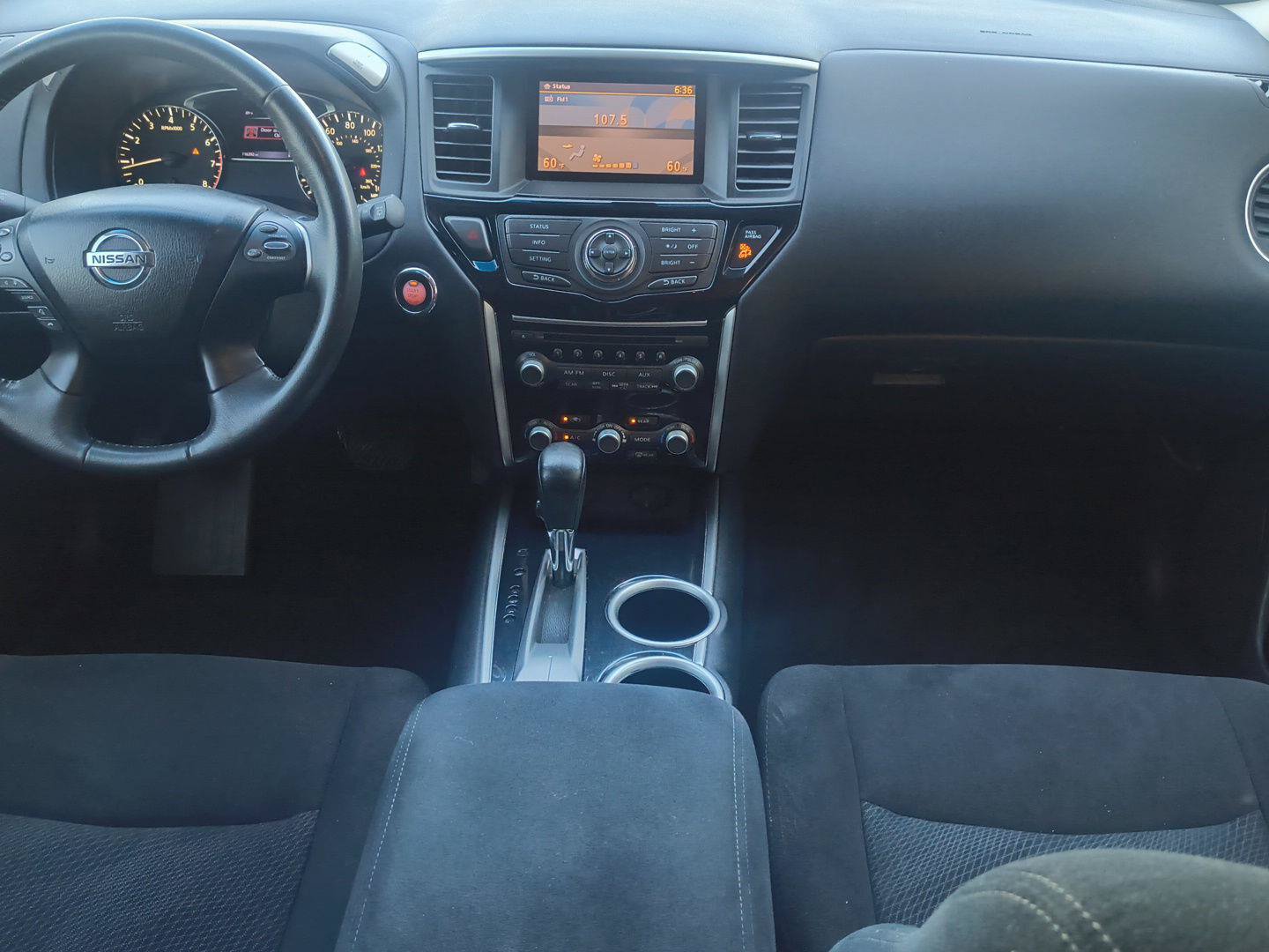 Used 2016 Nissan Pathfinder SV FWD image 39