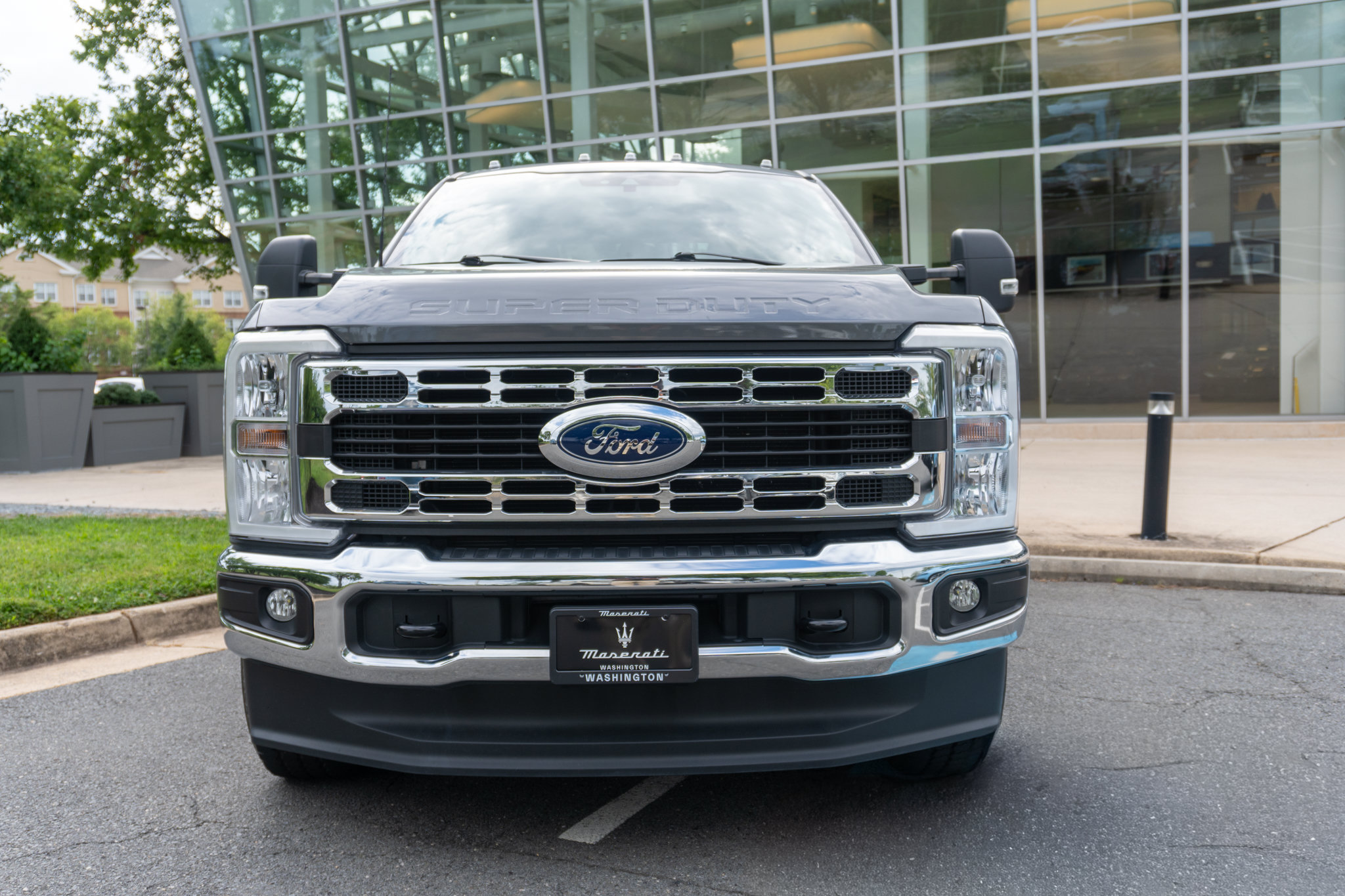 Used 2023 Ford F250 XLT w/ FX4 Off-Road Package AWD/4WD image 2