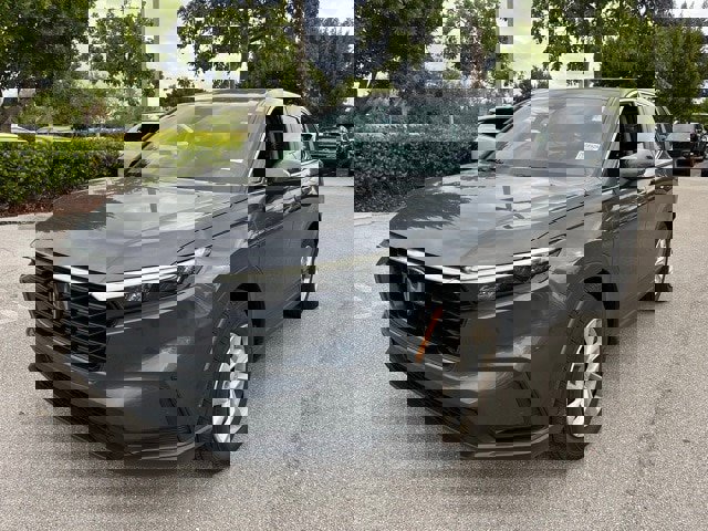 Used 2023 Honda CR-V LX image 2