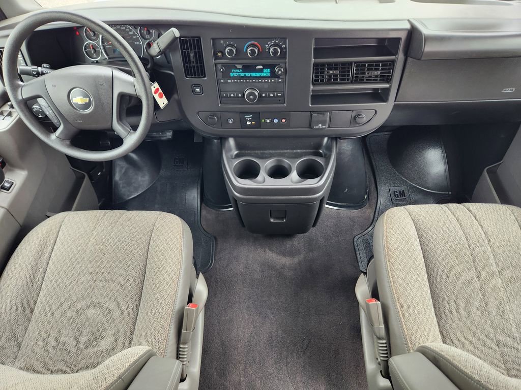 Certified 2025 Chevrolet Express 3500 LS RWD image 24