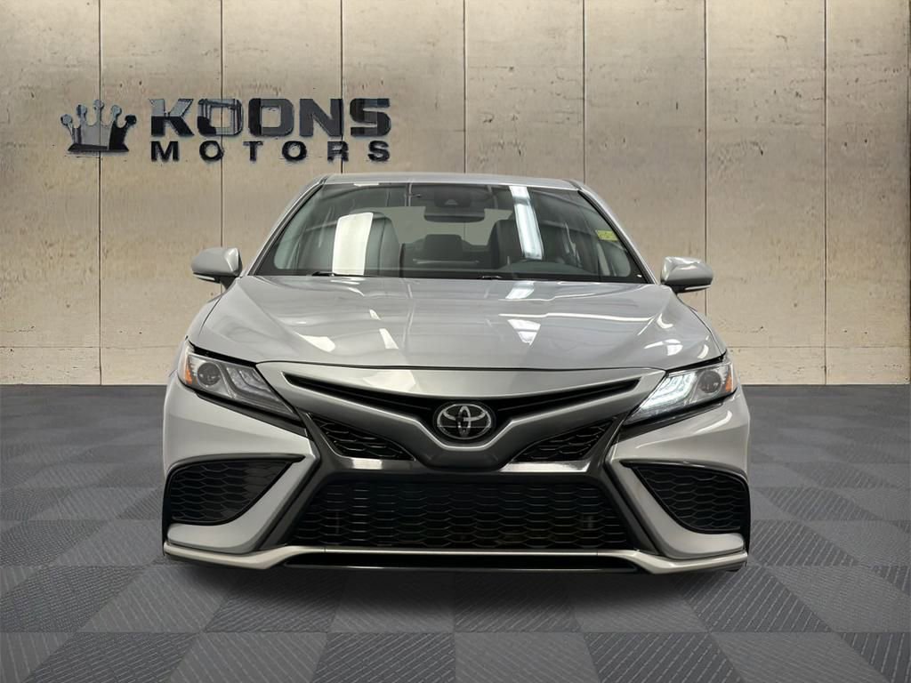 Used 2024 Toyota Camry XSE image 3
