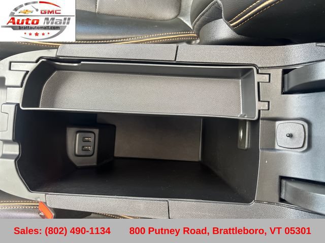 Used 2022 GMC Terrain AT4 w/ Infotainment Package II AWD/4WD image 28