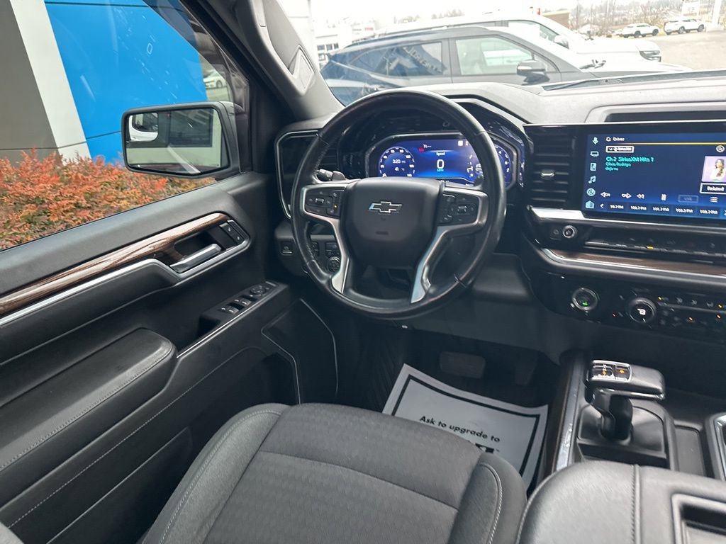 Used 2022 Chevrolet Silverado 1500 RST image 11