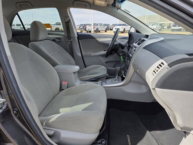 Used 2013 Toyota Corolla LE image 22