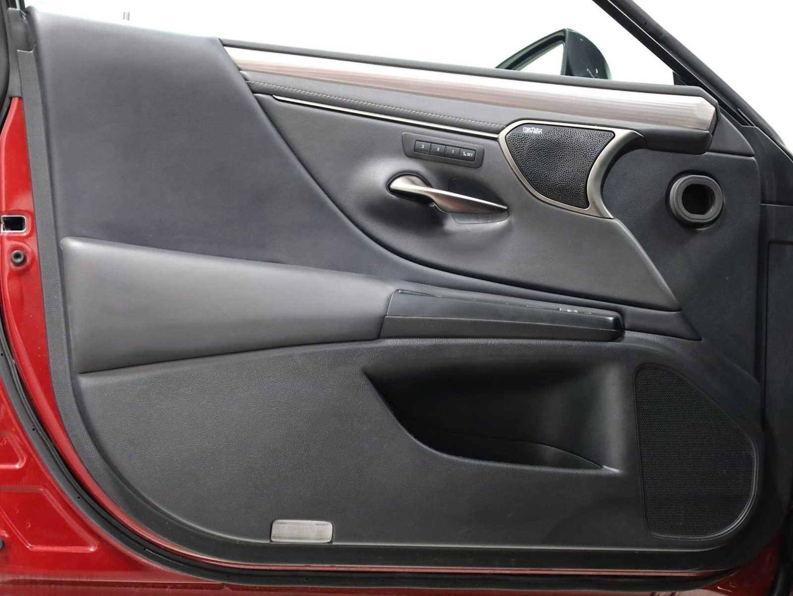 Used 2020 Lexus ES 350 F Sport w/ Accessory Package 2 FWD image 15