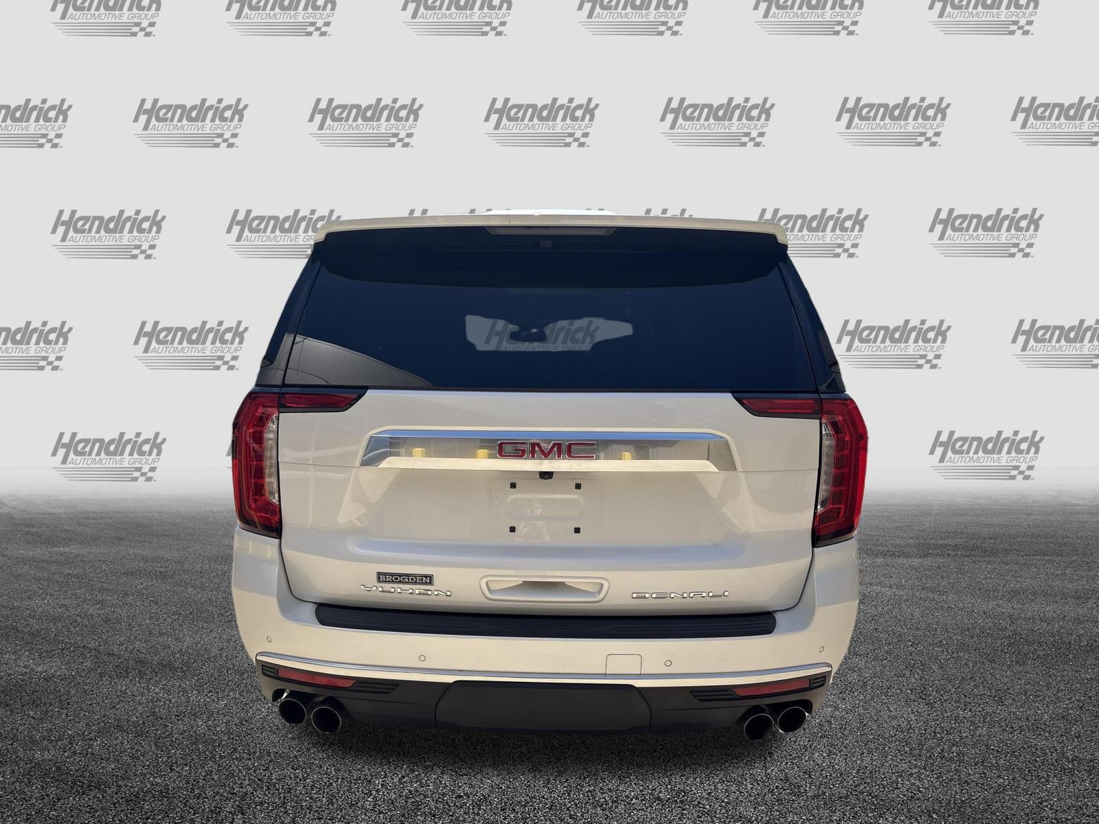 Used 2024 GMC Yukon Denali AWD/4WD image 9
