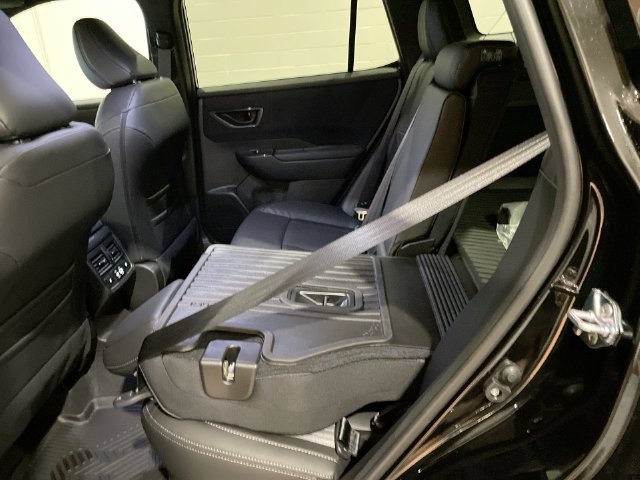 Used 2026 Subaru Outback Limited AWD/4WD image 14