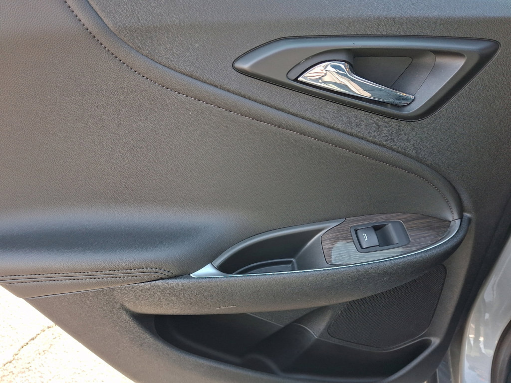 Used 2024 Chevrolet Malibu LT FWD image 19