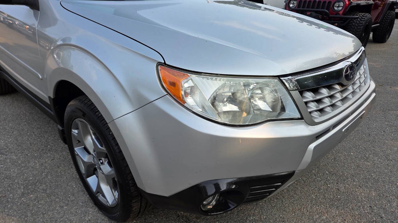 Used 2011 Subaru Forester 2.5X Touring AWD/4WD image 22