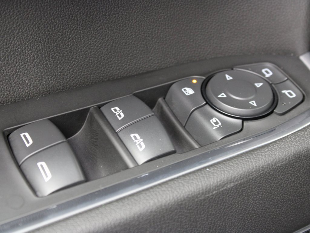 Used 2024 GMC Sierra 1500 SLT image 59