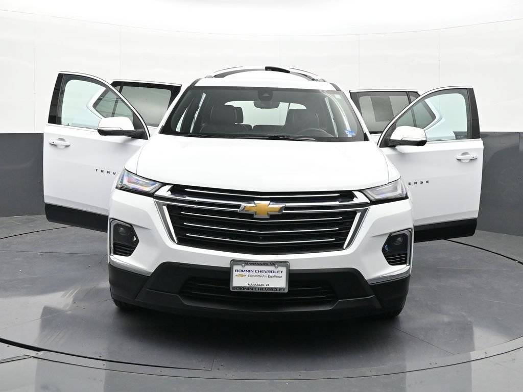 Used 2023 Chevrolet Traverse LT w/ Rear Camera Mirror Package AWD/4WD image 44
