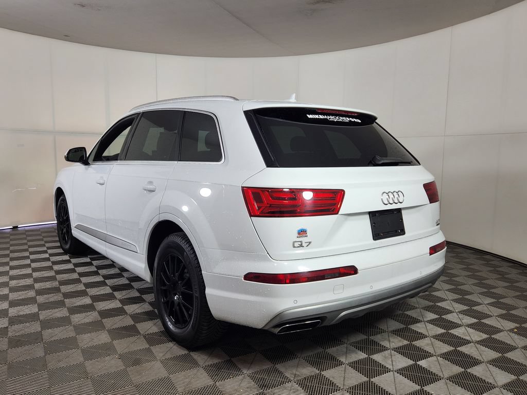Used 2017 Audi Q7 3.0T Premium Plus w/ Premium Plus Package AWD/4WD image 5
