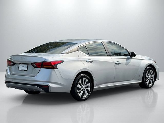 Used 2023 Nissan Altima 2.5 S FWD image 7