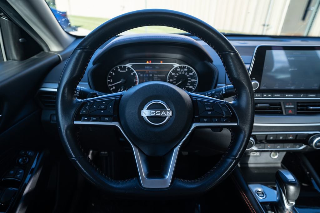 Used 2023 Nissan Altima 2.5 SR image 16