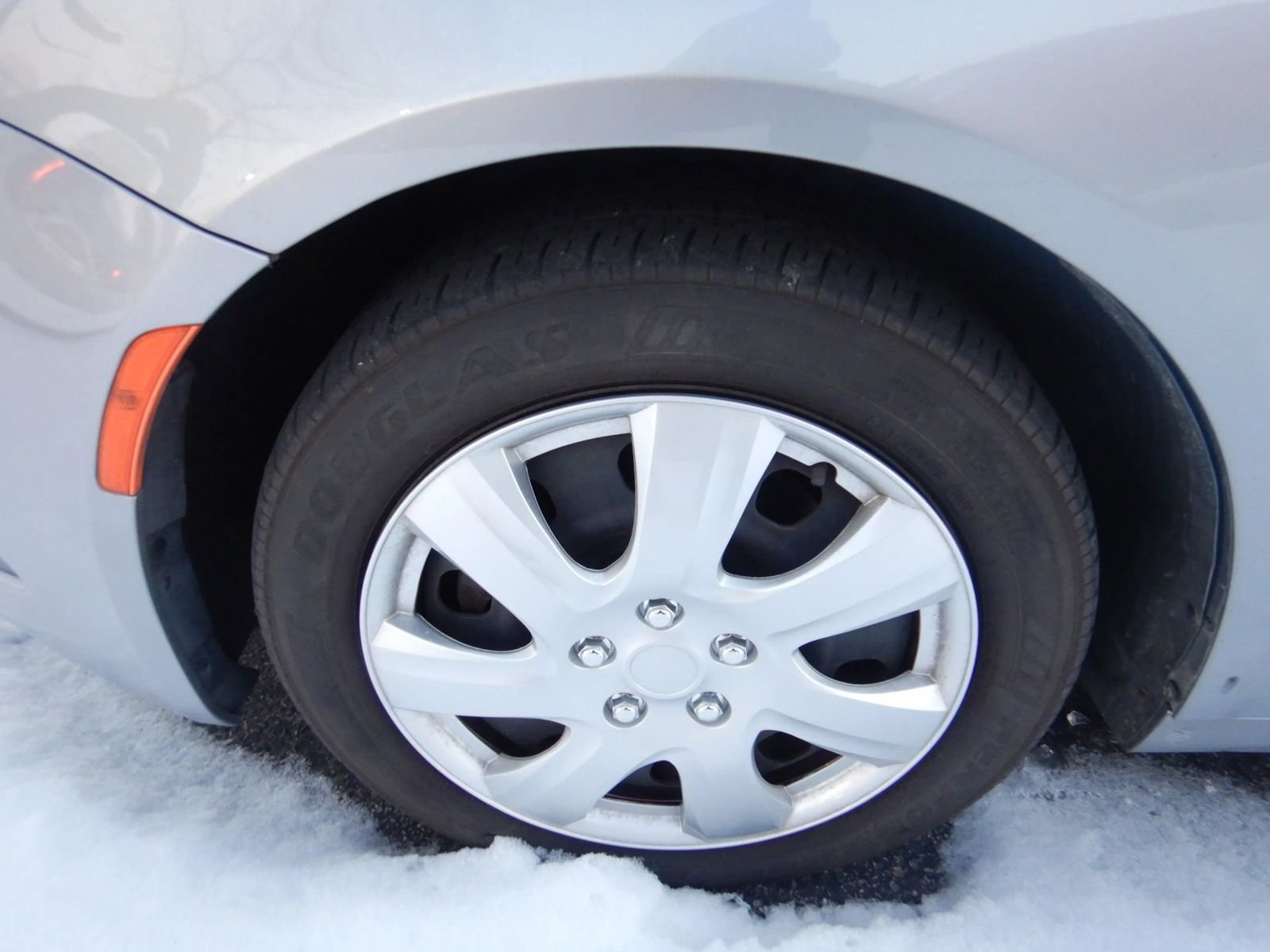 Used 2015 Chrysler 200 LX FWD image 24
