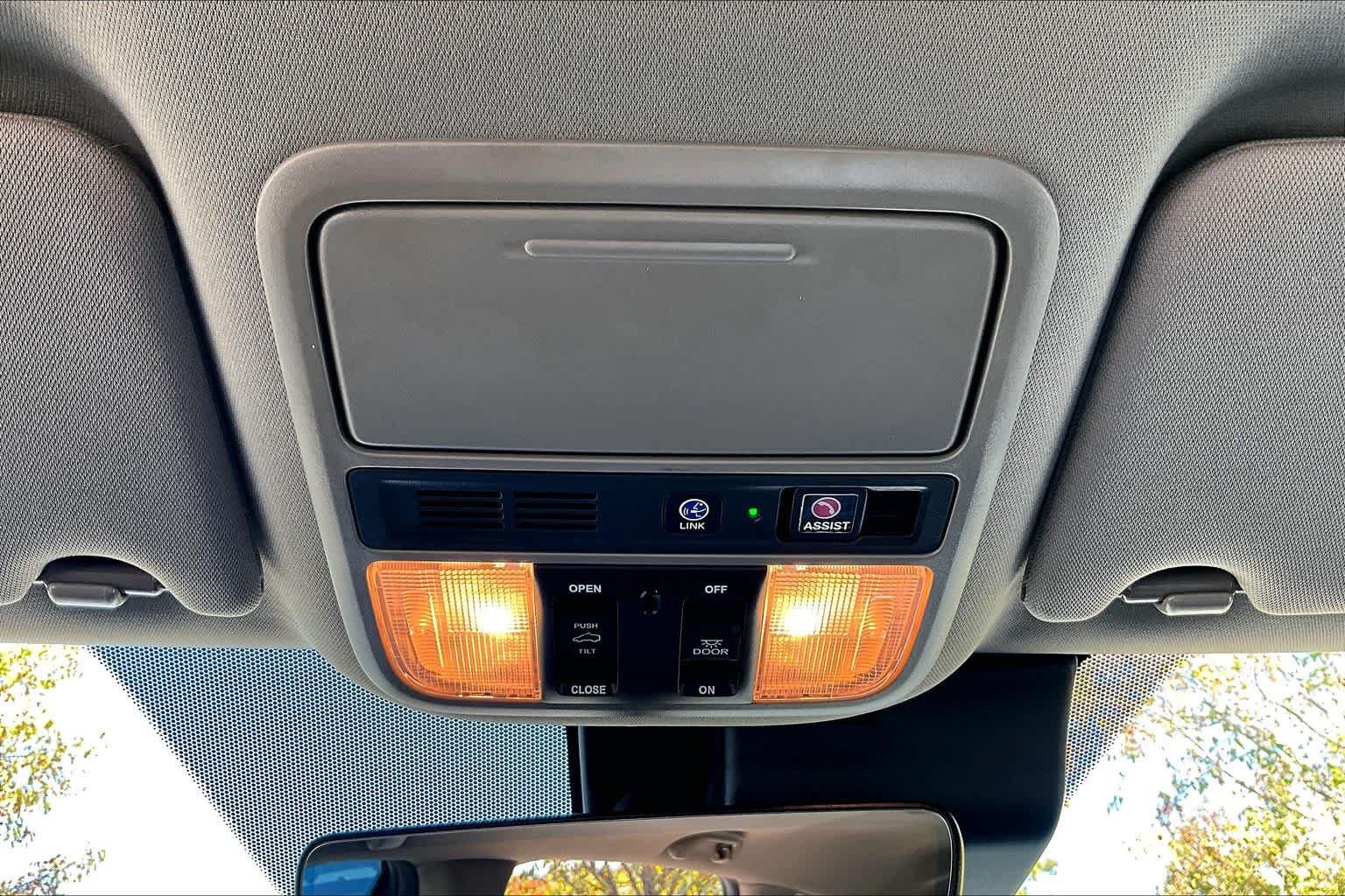 Used 2022 Honda Pilot Touring image 37