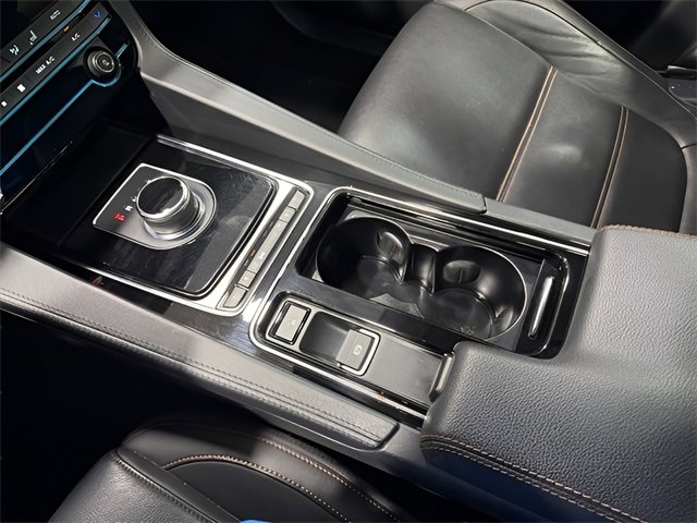 Used 2019 Jaguar F-PACE Prestige image 25
