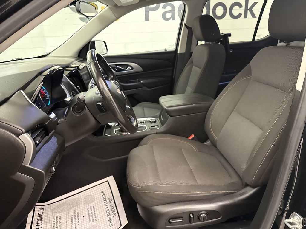 Used 2019 Chevrolet Traverse LT w/ LPO, Floor Liner Package AWD/4WD image 10