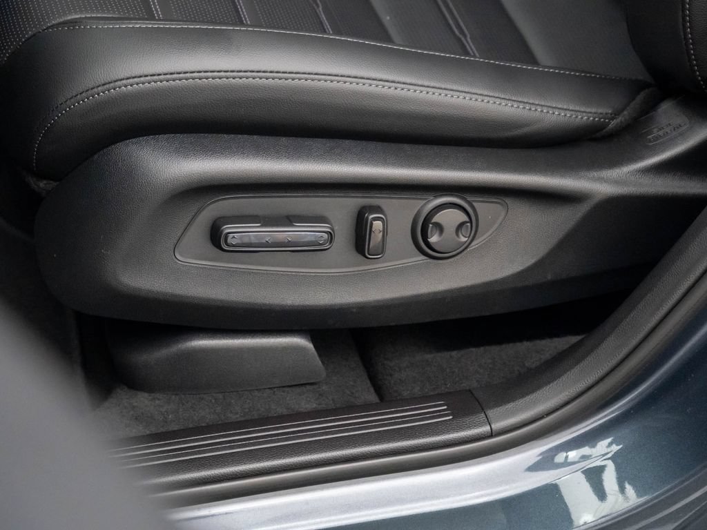 New 2026 Honda CR-V EX-L image 16