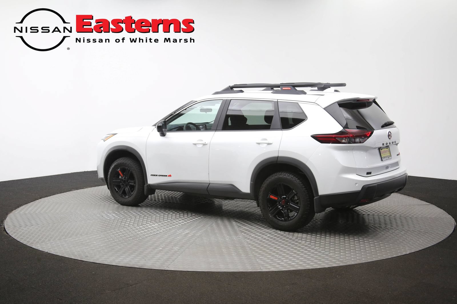 Used 2025 Nissan Rogue SV AWD/4WD image 61