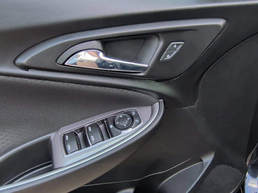 Used 2022 Chevrolet Malibu LS FWD image 11